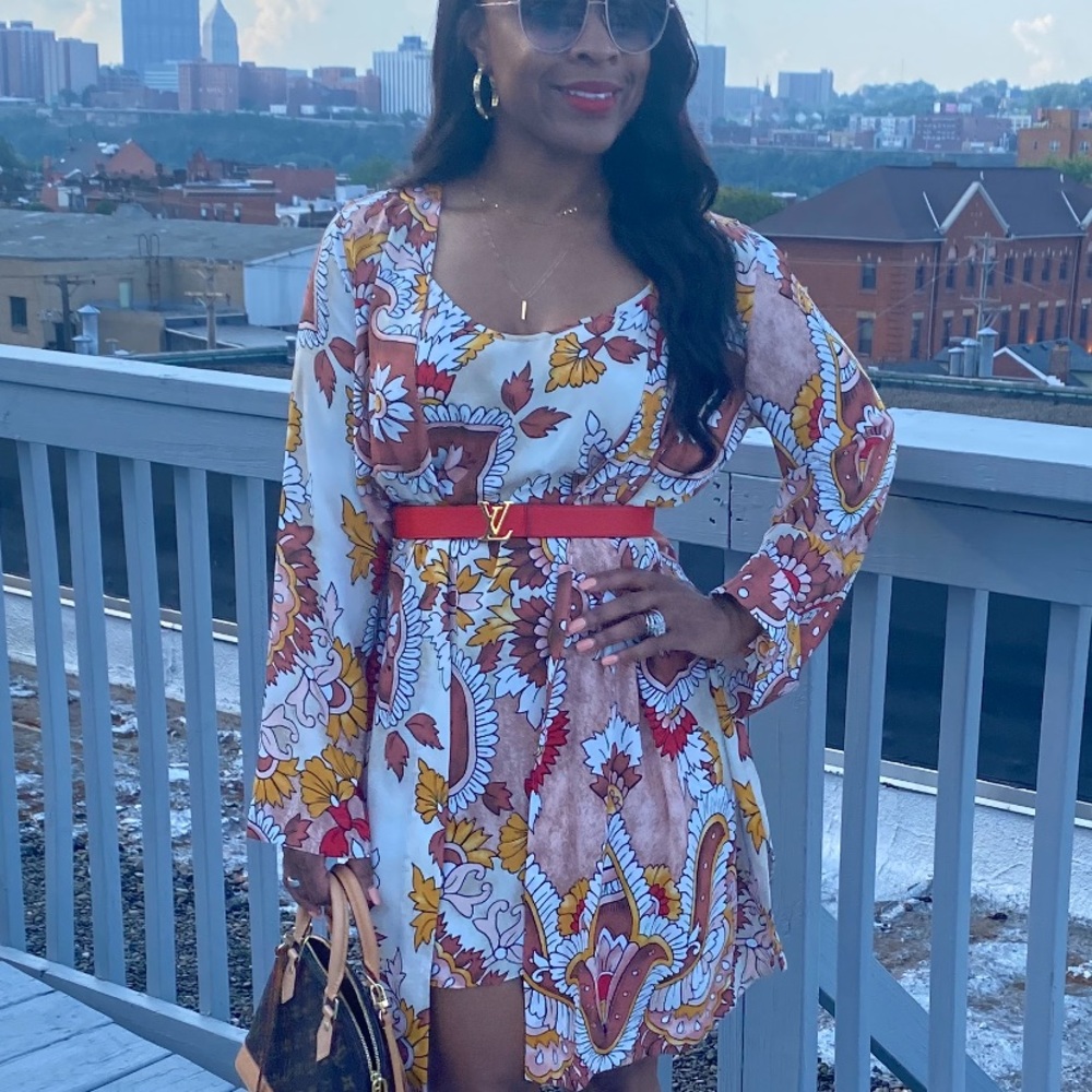 BCBGMaxizaria belted pasely dress
